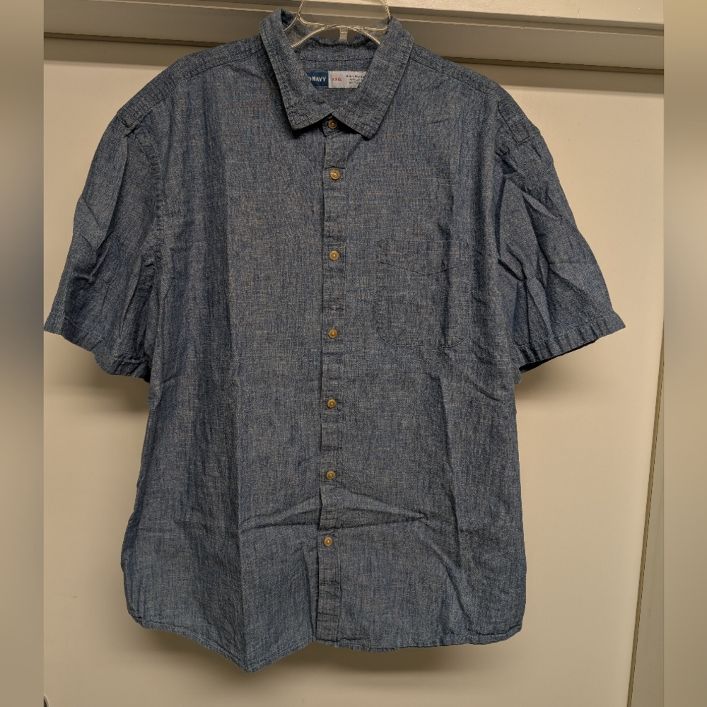 Old Navy Men's Lightweight Denim Short Sleeve Button down Shirt. Sz XXXL